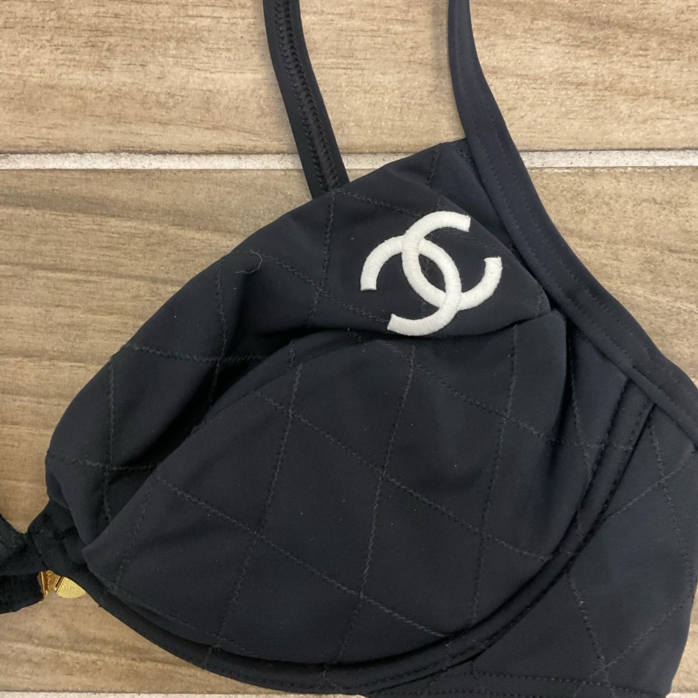 Chanel Bikini - Picture 3 of 6